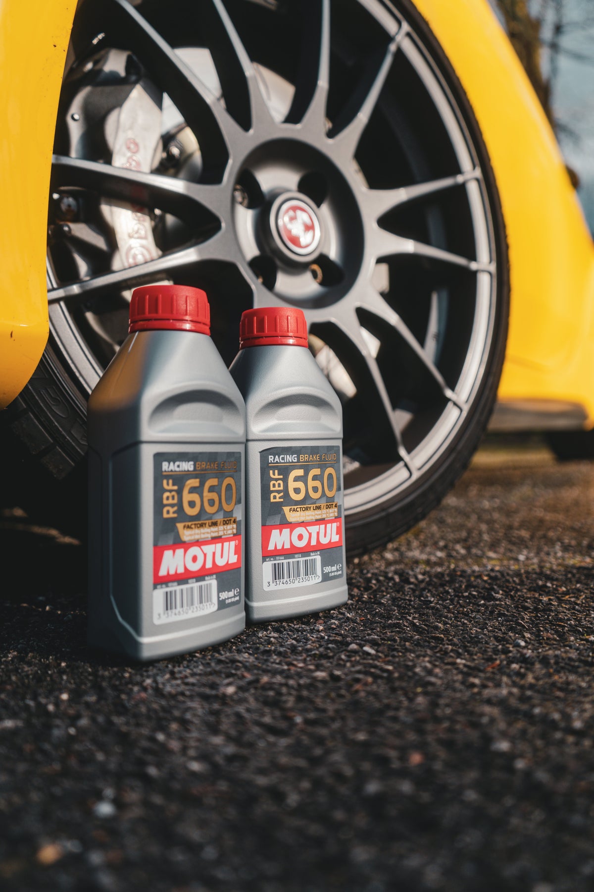 Motul RBF660 vs RBF700: Which Brake Fluid Should You Use?