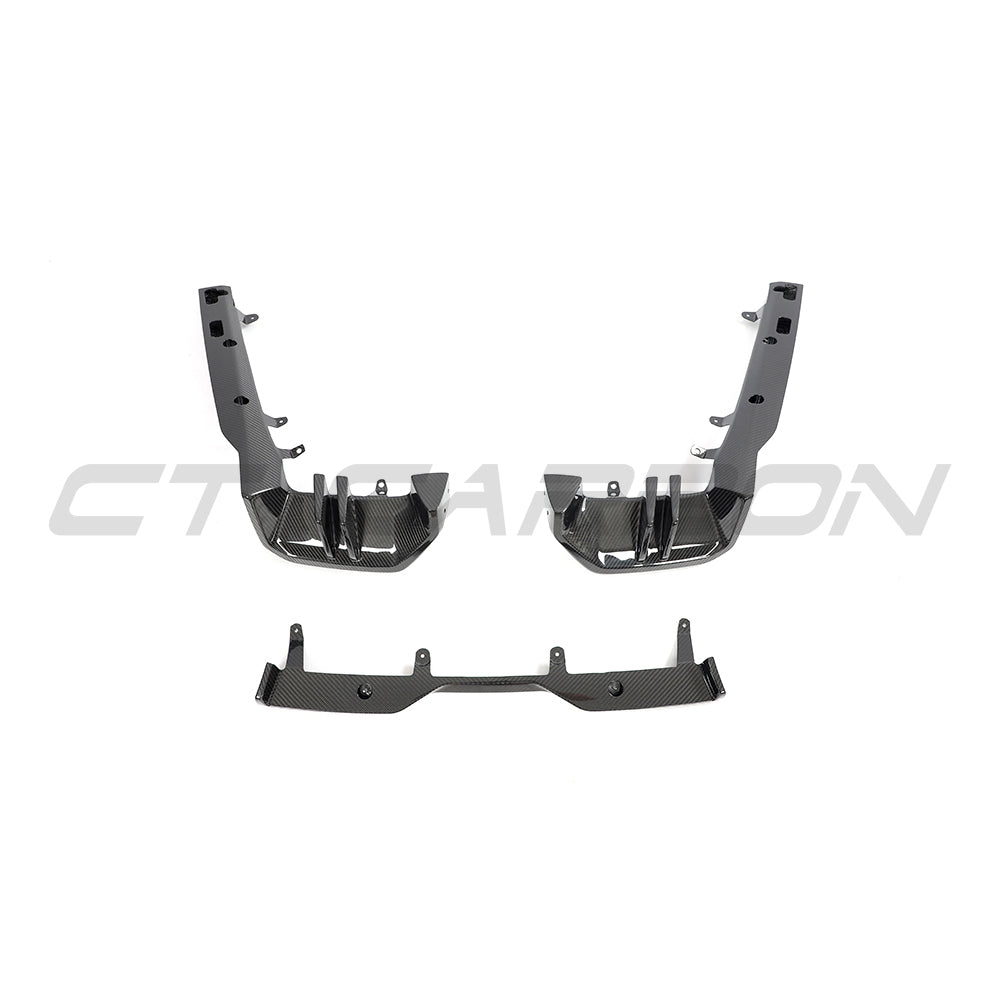 BMW 5 Series G60 and i5 2023 carbon fibre diffuser by CT Carbon, showcasing sleek, lightweight aerodynamic design.
