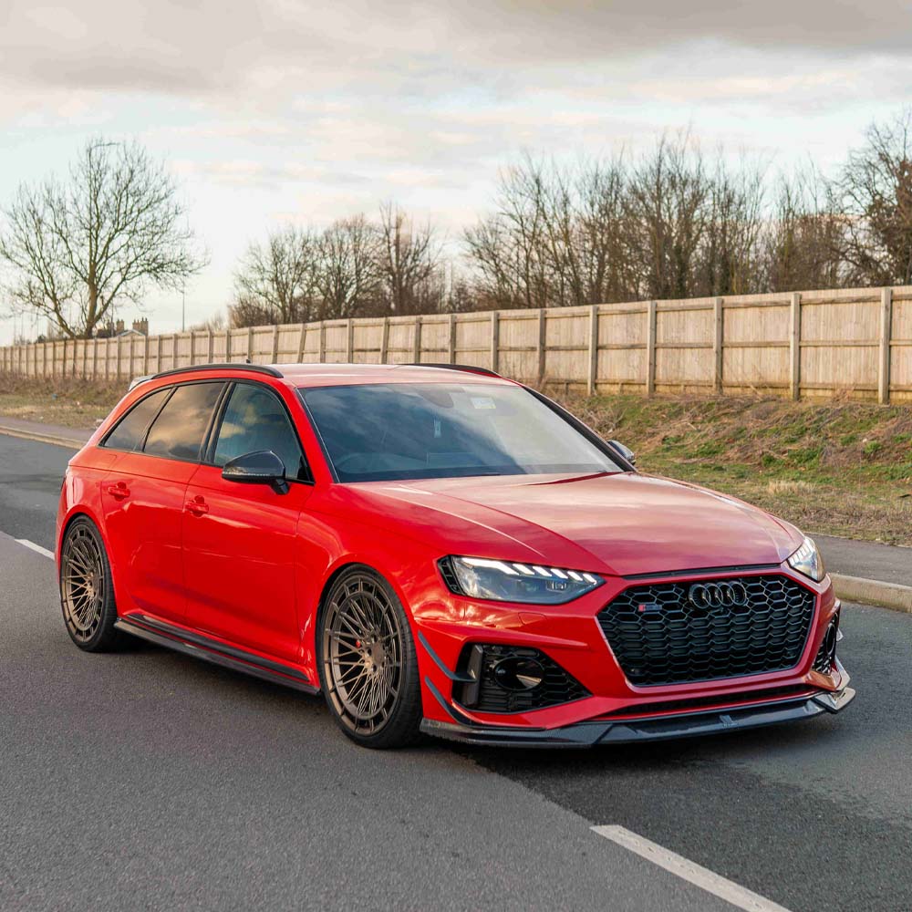 Audi RS4 B9.5 carbon fibre kit by CT Design, featuring lightweight carbon fibre accents and aerodynamic enhancements for the vehicle.