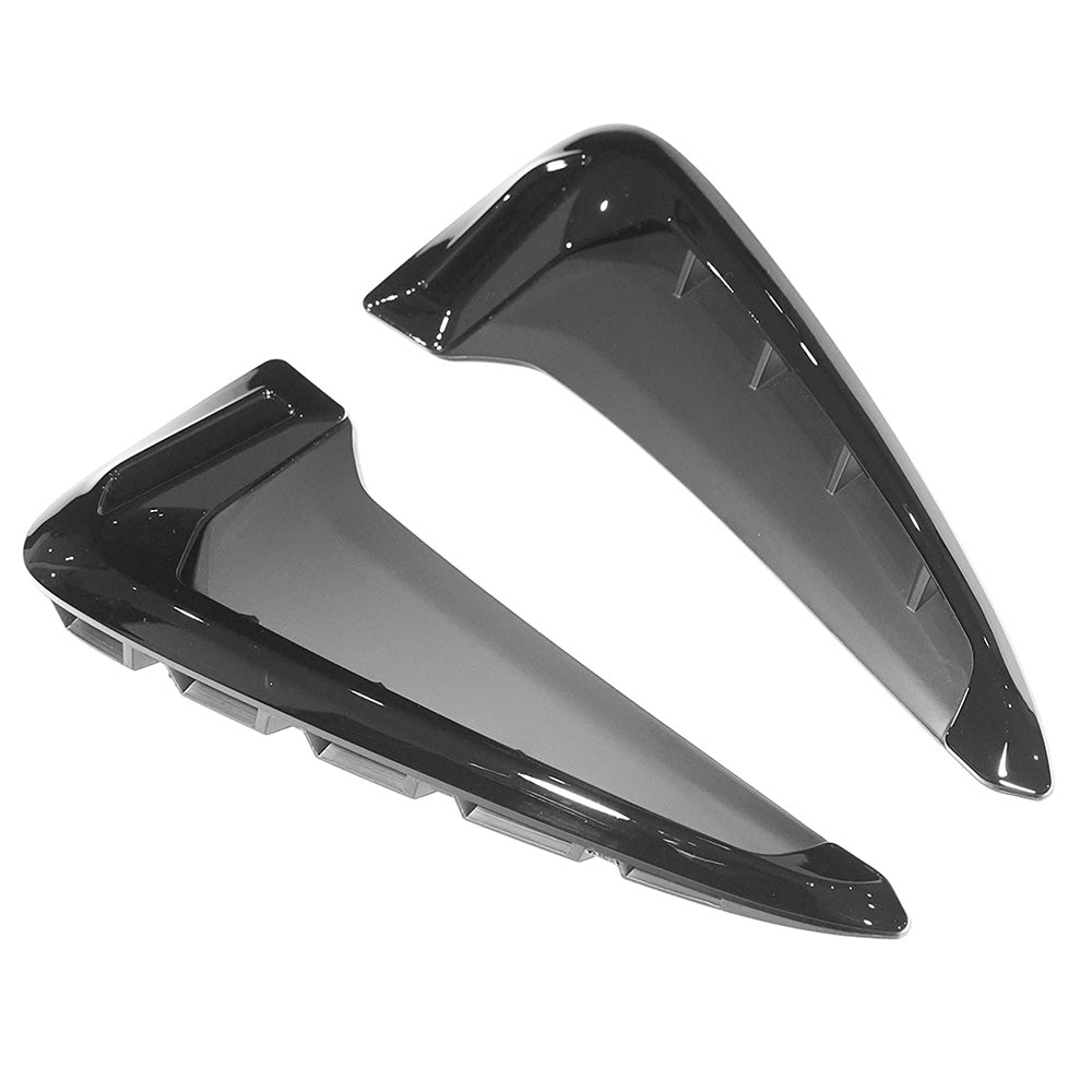 BMW F15 X5 GLOSS BLACK Fender Trim accessory by CT Carbon, close-up of the sleek black finish on the vehicle's fender.