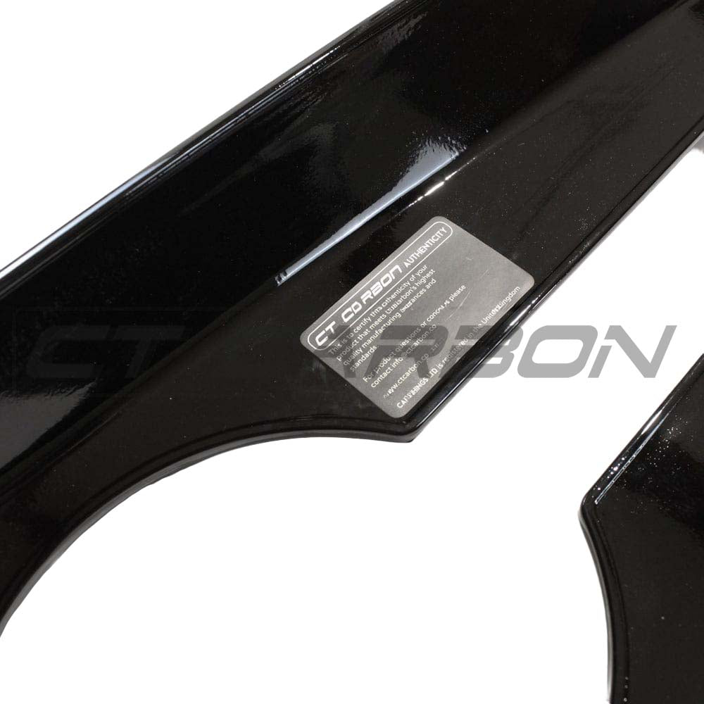 Full gloss black kit for BMW G07 X7 2018-2022 Pre-LCI by CT Carbon, includes exterior trim and accents on the vehicle.