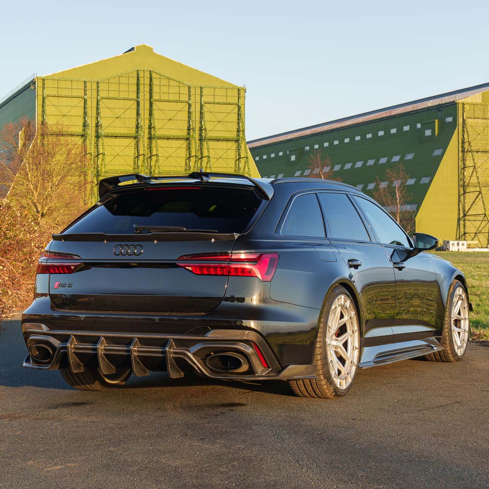 CT Carbon Audi RS6 C8 2019+ full carbon fiber kit, V2, including body parts, showcased on a metallic gray RS6 vehicle.