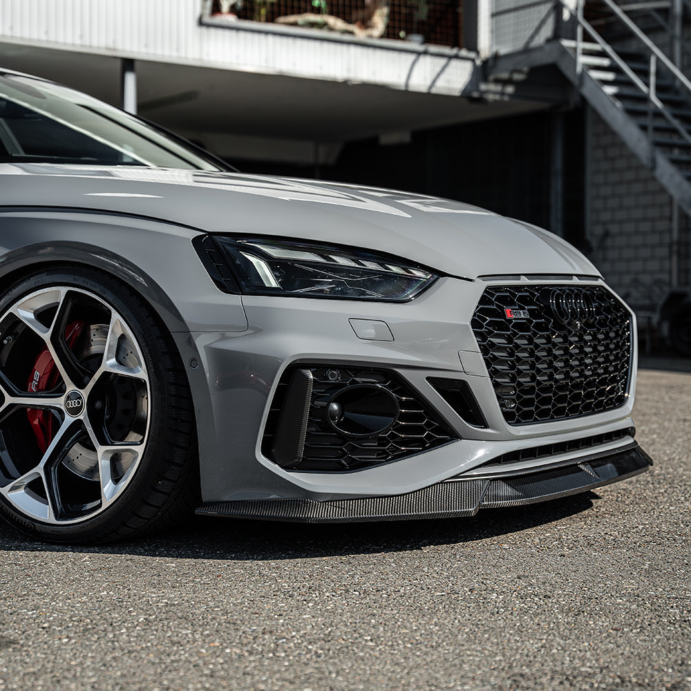 Full car image of CT Carbon Audi RS5 B9.5 Sportback 2020-2024 carbon fiber kit showing exterior details and sporty design features.