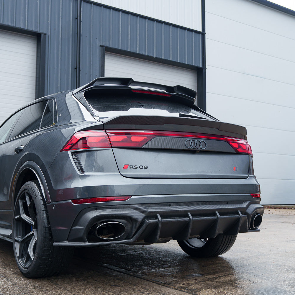 Carbon fibre full kit for Audi RSQ8 Facelift 2025+ by CT Design, featuring sleek, high-quality automotive exterior components.