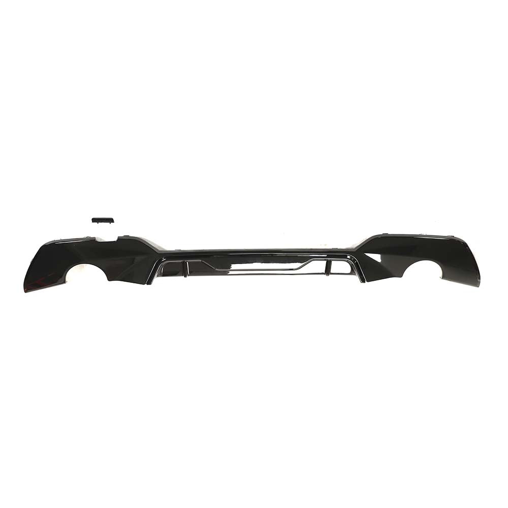 BMW G20 G21 3 Series 2019-2022 CT Carbon gloss black round exhaust diffuser on car rear.