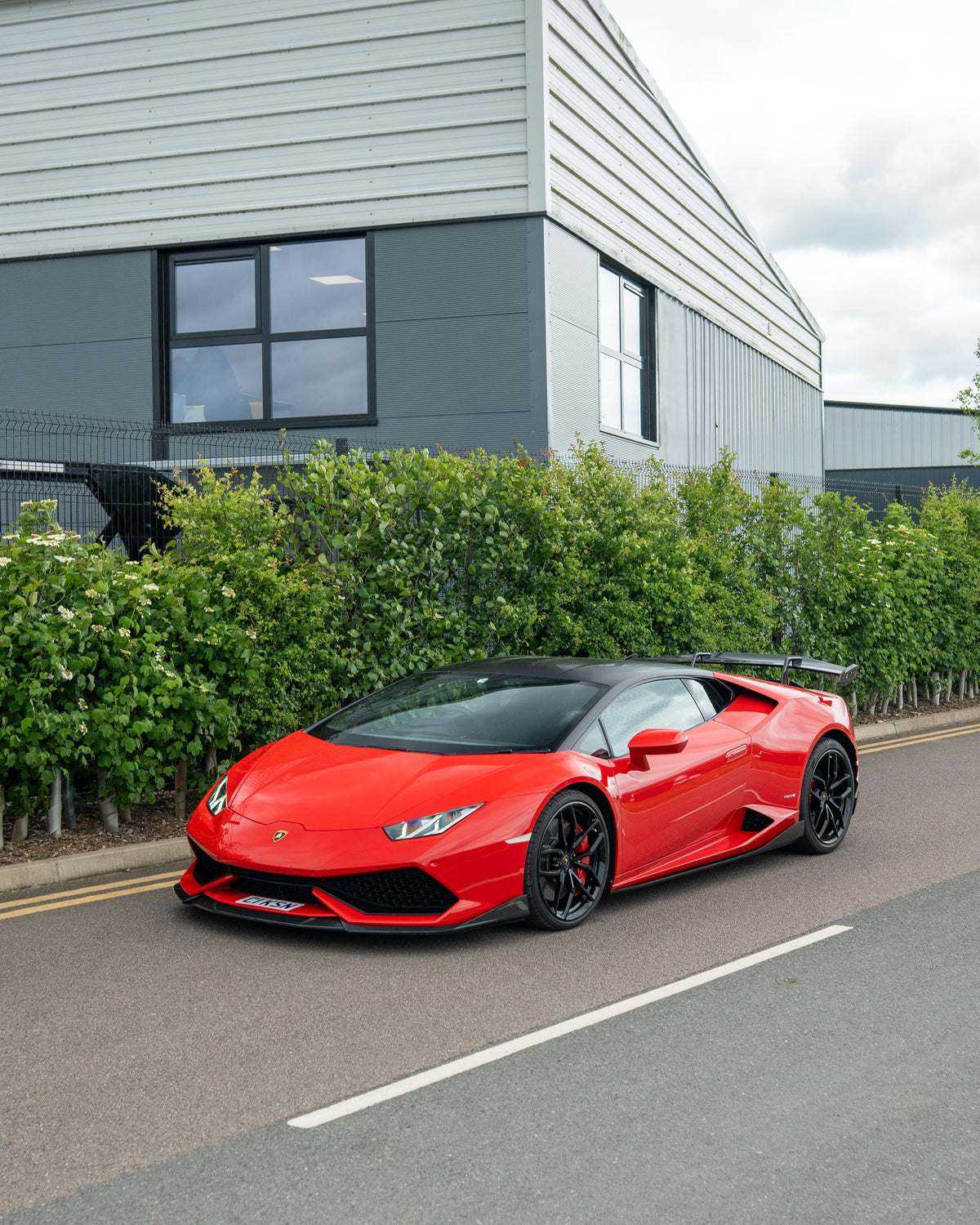 LAMBORGHINI HURACAN LP-610 CARBON FIBRE SPLITTER - CT DESIGN