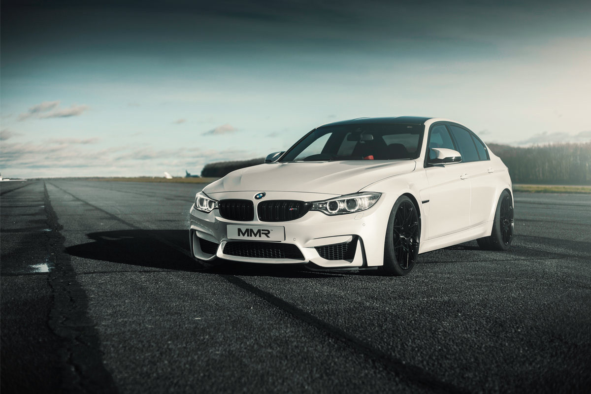 MMX Performance MMR lowering springs for BMW M3 F80, showcasing the coil springs designed to reduce ride height.