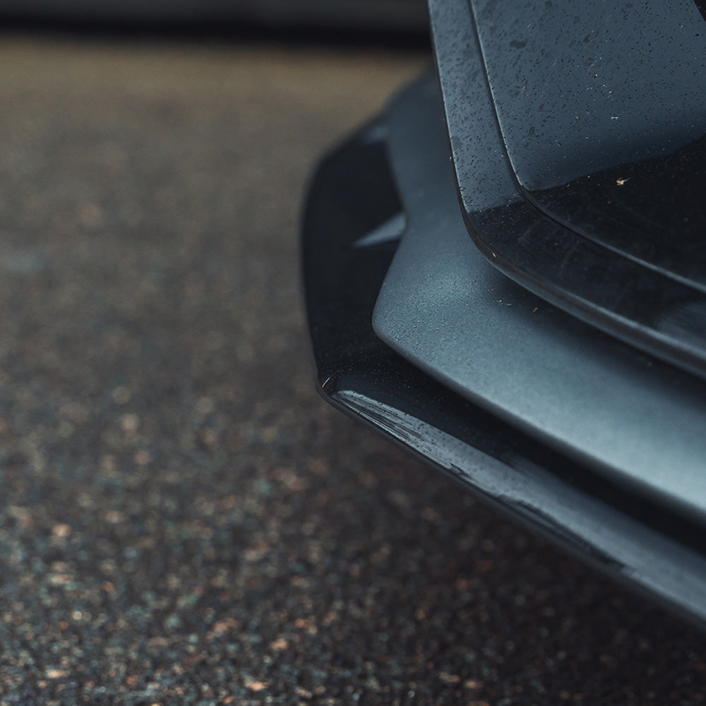 Mercedes W205 C63 Coupe gloss black splitter by CT Carbon, front automotive splitte r for enhanced aerodynamics.