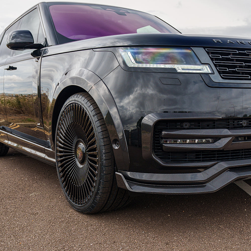 Range Rover L460 (SWB) 2022+ CT Carbon full car carbon fiber kit, showcasing sleek, lightweight carbon fiber components.