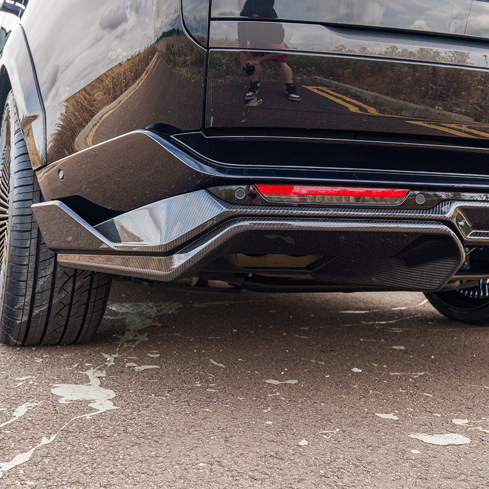 Range Rover L460 (SWB) 2022+ CT Carbon full carbon fiber kit, showing sleek, glossy carbon fiber components on the vehicle.