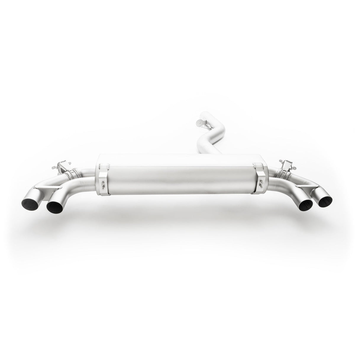 Remus BMW M340i M440i xDrive axle-back exhaust system installed on G20 G22 models, showcasing the sleek exhaust tips.