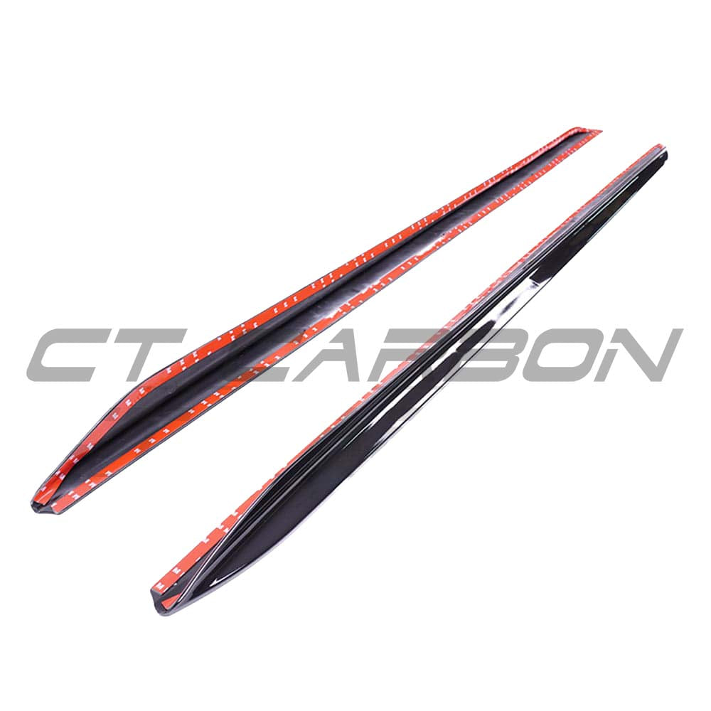 BMW G20 3 Series gloss black exhaust kit with square tips from CT Carbon, featuring full installation and MP style design.
