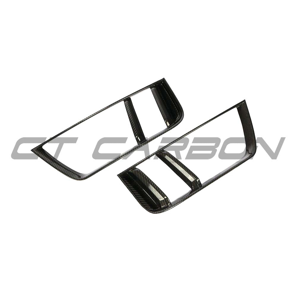 CT Carbon rear side grille for Audi R8 V10 Gen 2, made of carbon fibre with a sleek, textured surface for enhanced style and aerodynamics.