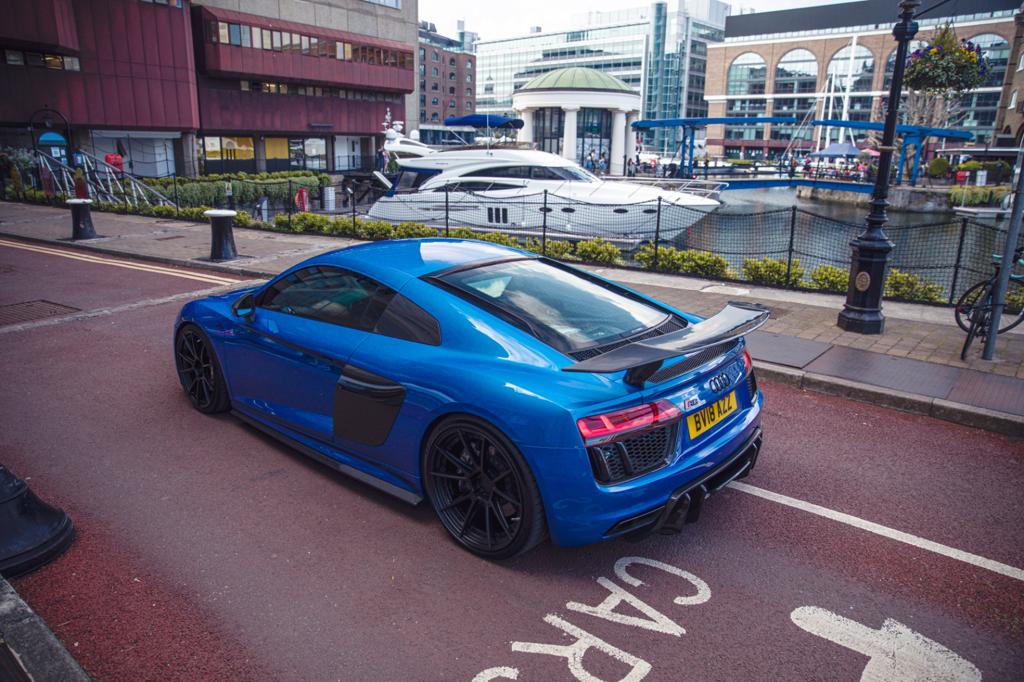 Audi R8 V10 Gen 2 carbon fibre side skirts by CT Carbon, sleek aerodynamic car body accessories with detailed carbon fiber weave.