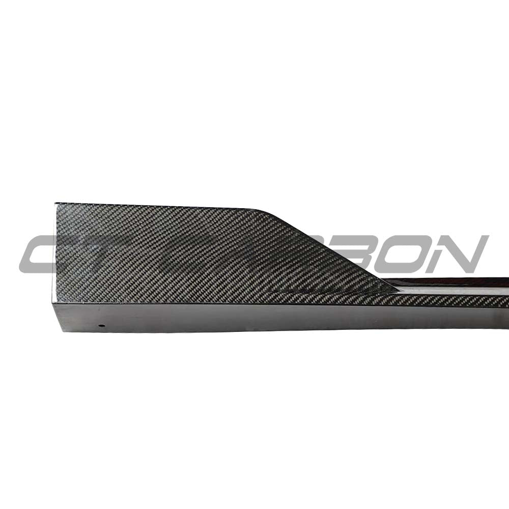 BMW G05 X5 full carbon fibre kit by CT Carbon, showcasing the sleek, lightweight carbon fibre components for the vehicle.