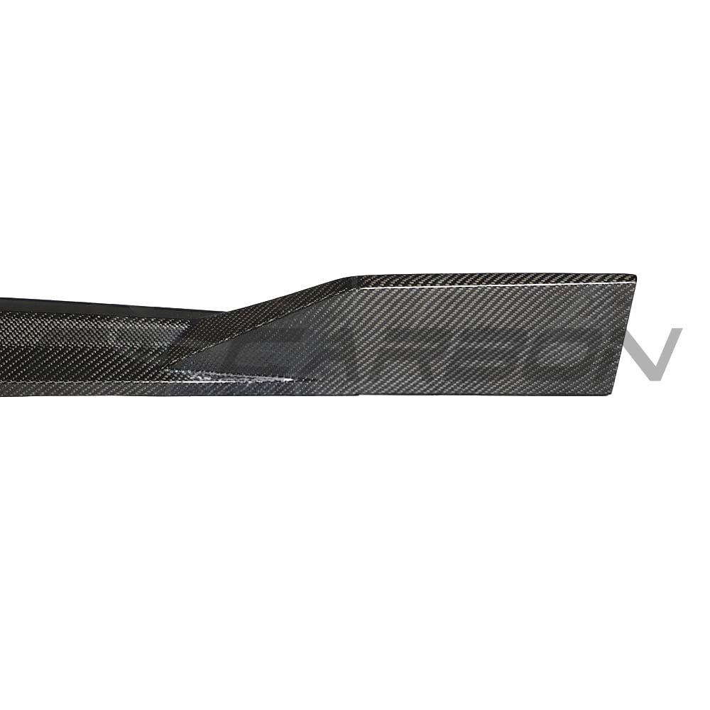 BMW G05 X5 CT Carbon full carbon fibre kit, including splitters and aerodynamic parts, showcasing sleek carbon fiber finish.