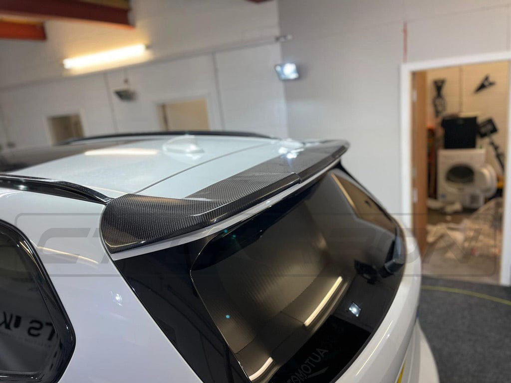 BMW X5 G05 CT Design carbon fibre spoiler, lightweight and aerodynamic, mounted on the vehicle's rear edge for sporty style.