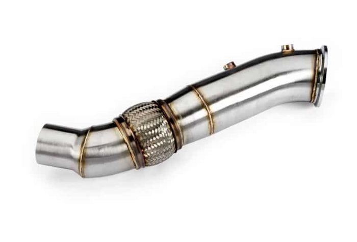 VRSF 4.5-inch sports cat downpipe for BMW B58 engine models, including F20 M140I, F22 M240I, F30 340I, and F32 440I, installed in a vehicle.