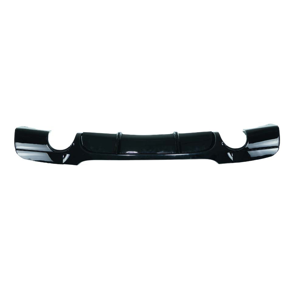 BMW 3 Series E90/E91 2005-2011 pre-LCI gloss black diffuser with dual exit exhaust openings, by CT Carbon.