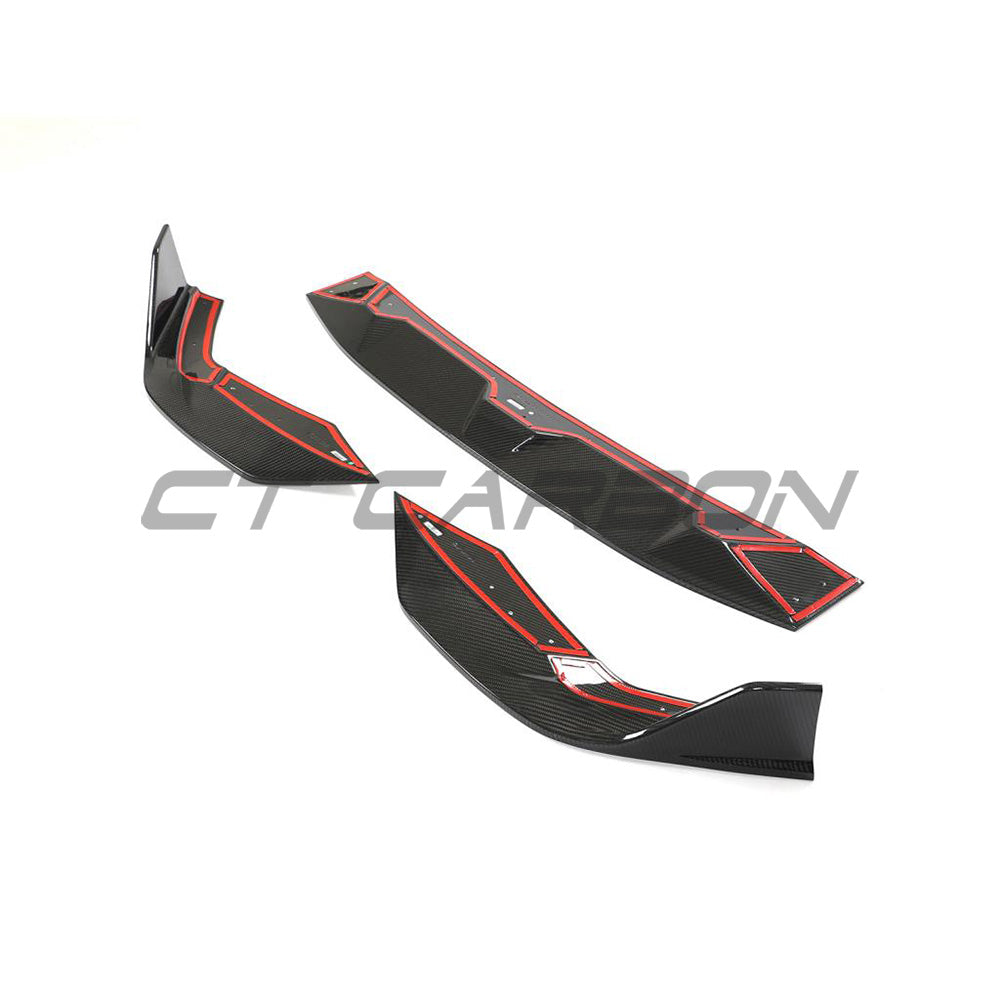 Audi RS6 Avant full carbon fiber kit by CT Design V2 showing carbon fiber accents on the car's exterior.