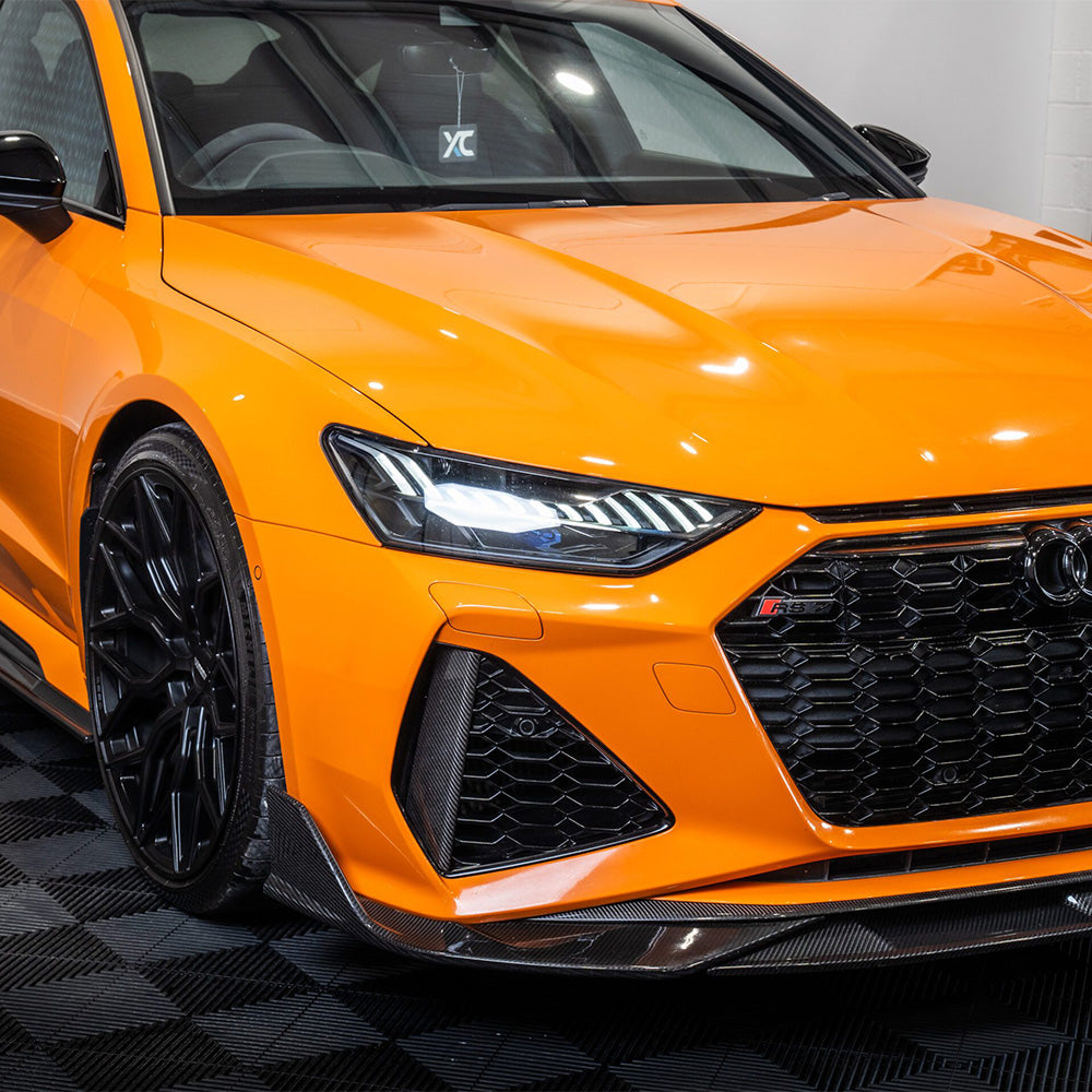 Full view of CT Design carbon fiber kit for AUDI RS7 C8 2019+ showing sleek, high-quality carbon fiber components on the car.