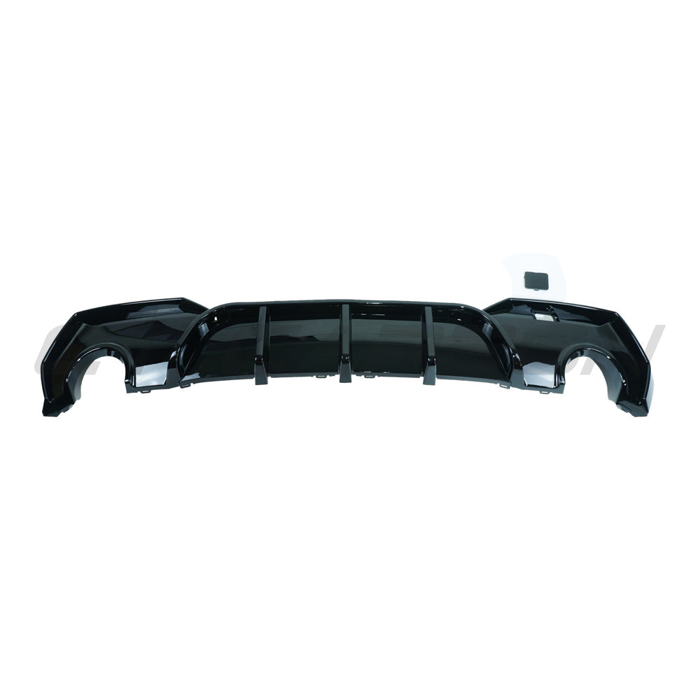 BMW G22 G23 4 Series 2020-2024 CT Carbon gloss black round tip diffuser mounted on rear of car.
