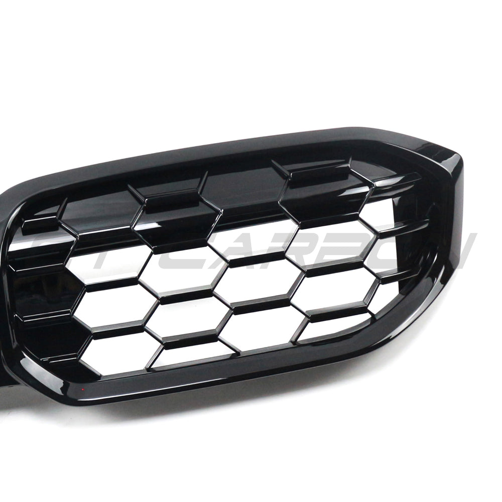 BMW G20 G21 3 Series LCI 2022+ CT Carbon gloss black front grille, close-up of the sleek, high-quality automotive grille.