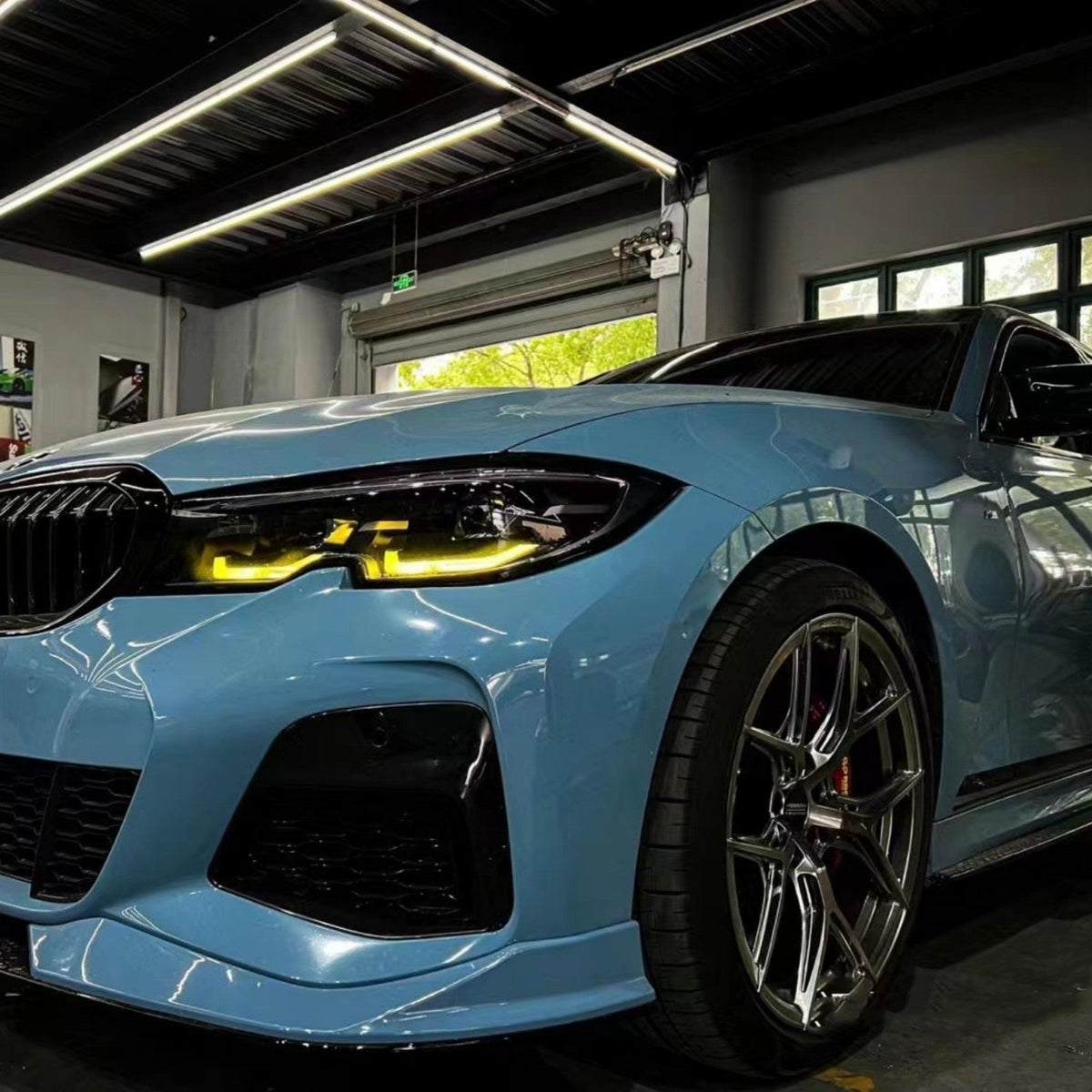 BMW G20 G21 3 Series yellow adaptive LED DRL module set by CT Carbon, front view showing the LED daytime running lights.
