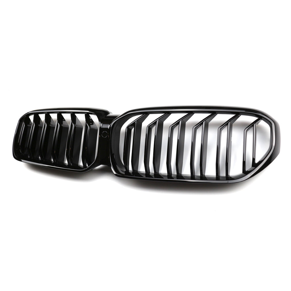 BMW G30 G31 5 Series LCI double slat grille by CT Carbon, close-up of black carbon fiber grille with sleek double slats.