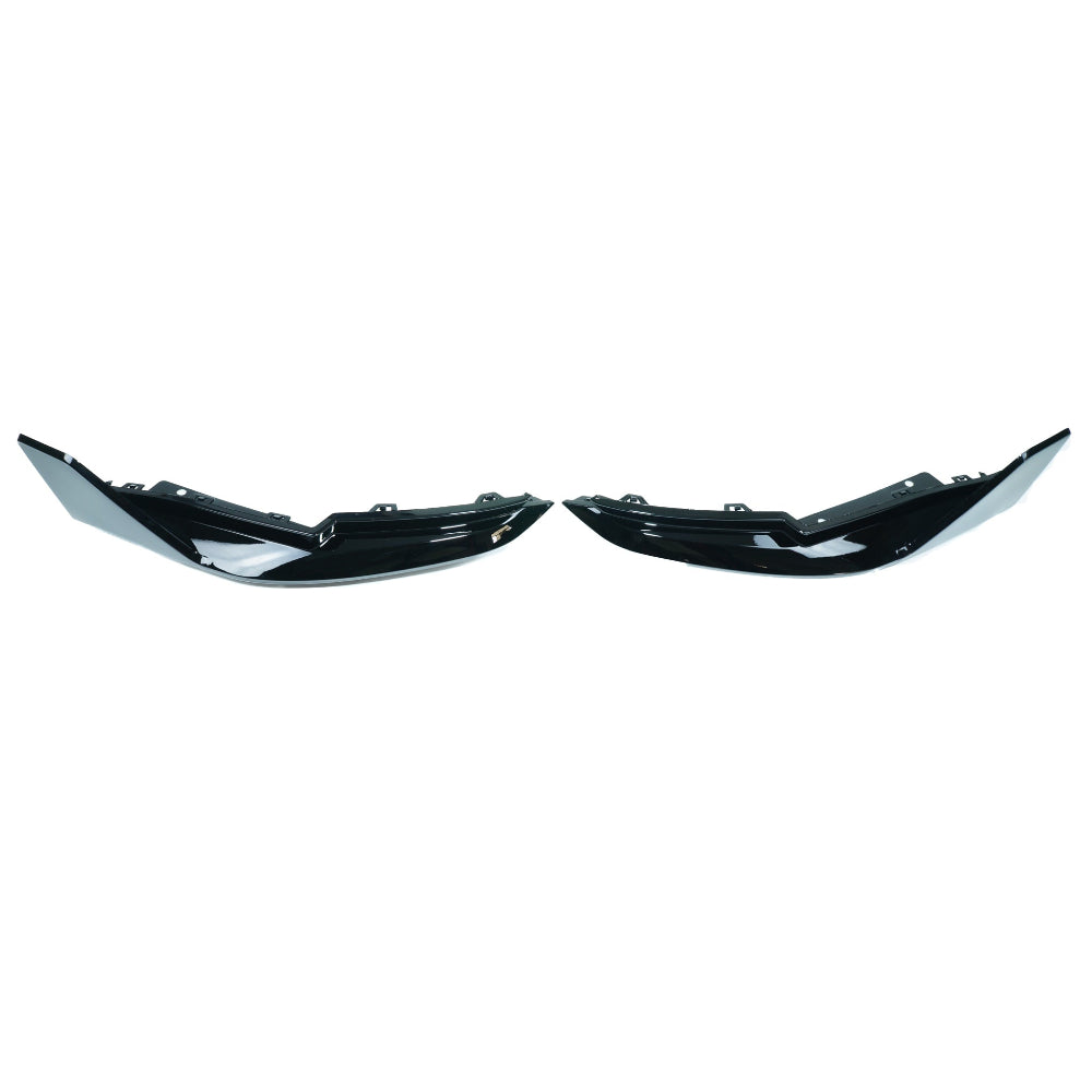 BMW M3 G80 G81 gloss black rear bumper corners accessories by CT Carbon, showing sleek, high-quality carbon fiber finish.