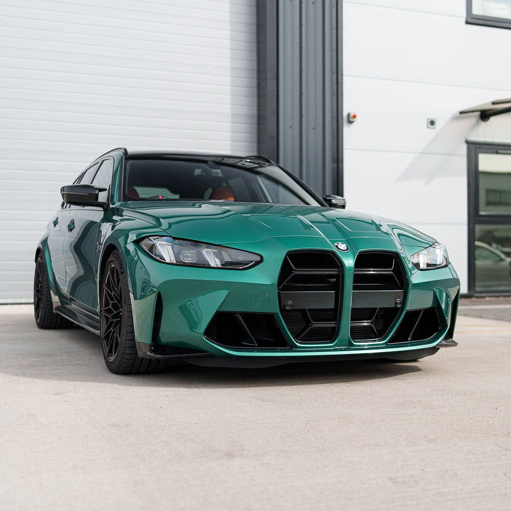 BMW M3 and M4 G80 G82 G81 G83 gloss black grille by CT Carbon, showcasing the sleek design and glossy finish.