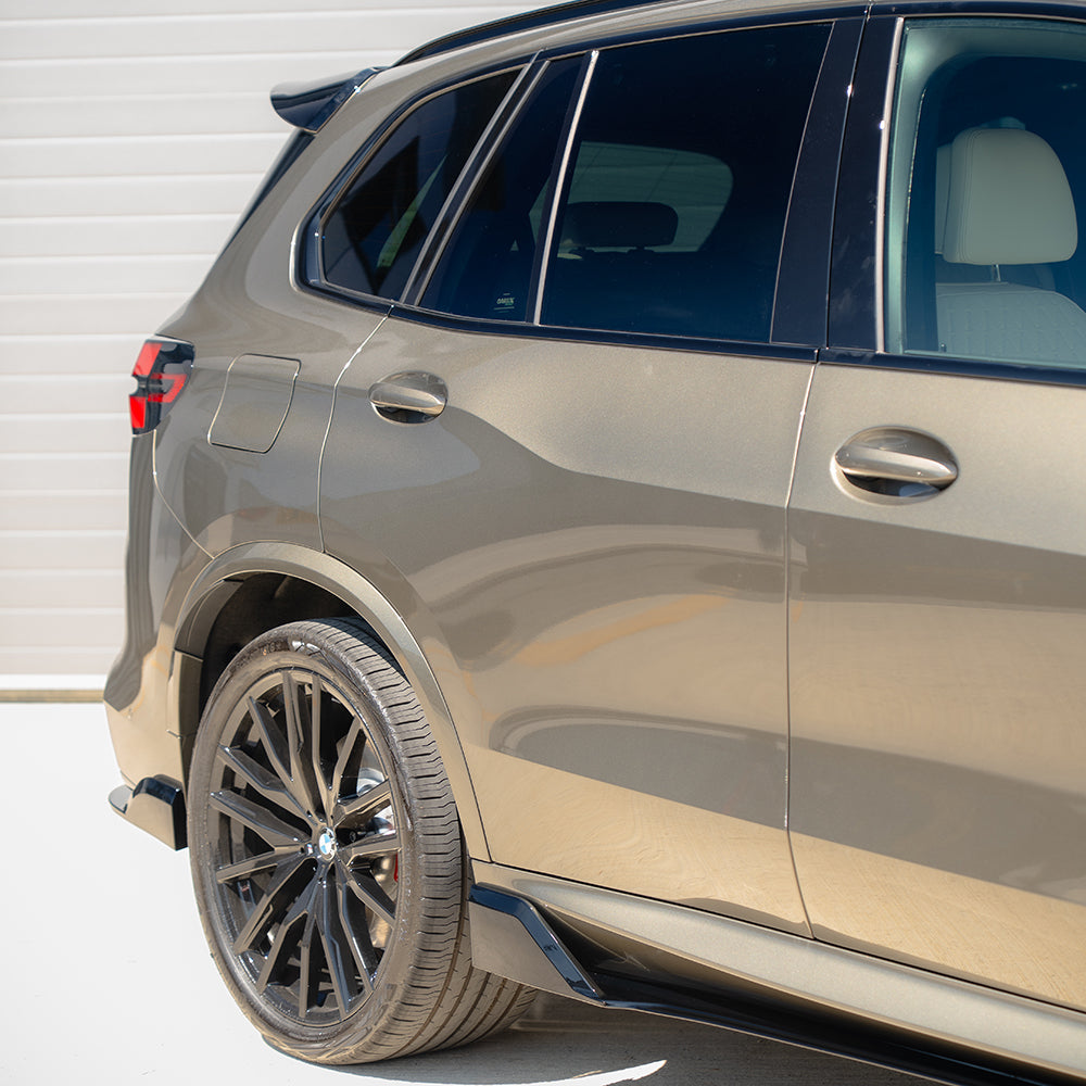 Full gloss black kit for BMW G05 X5 LCI by CT Carbon, showing the sleek, high-quality exterior upgrade components.