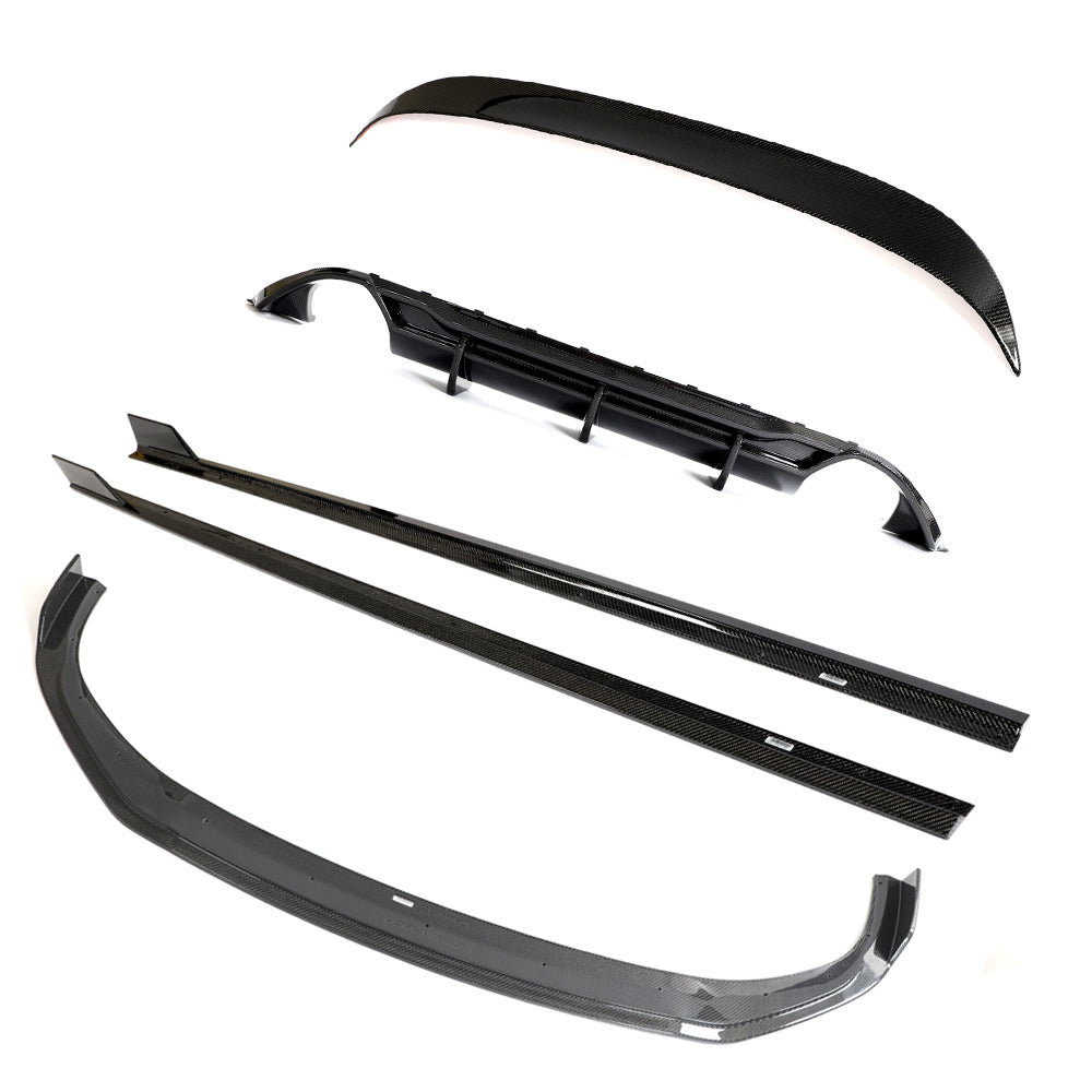 Hyundai i30N carbon fibre kit for facelift, featuring sleek carbon fibre parts from CT Design, installed on the vehicle.