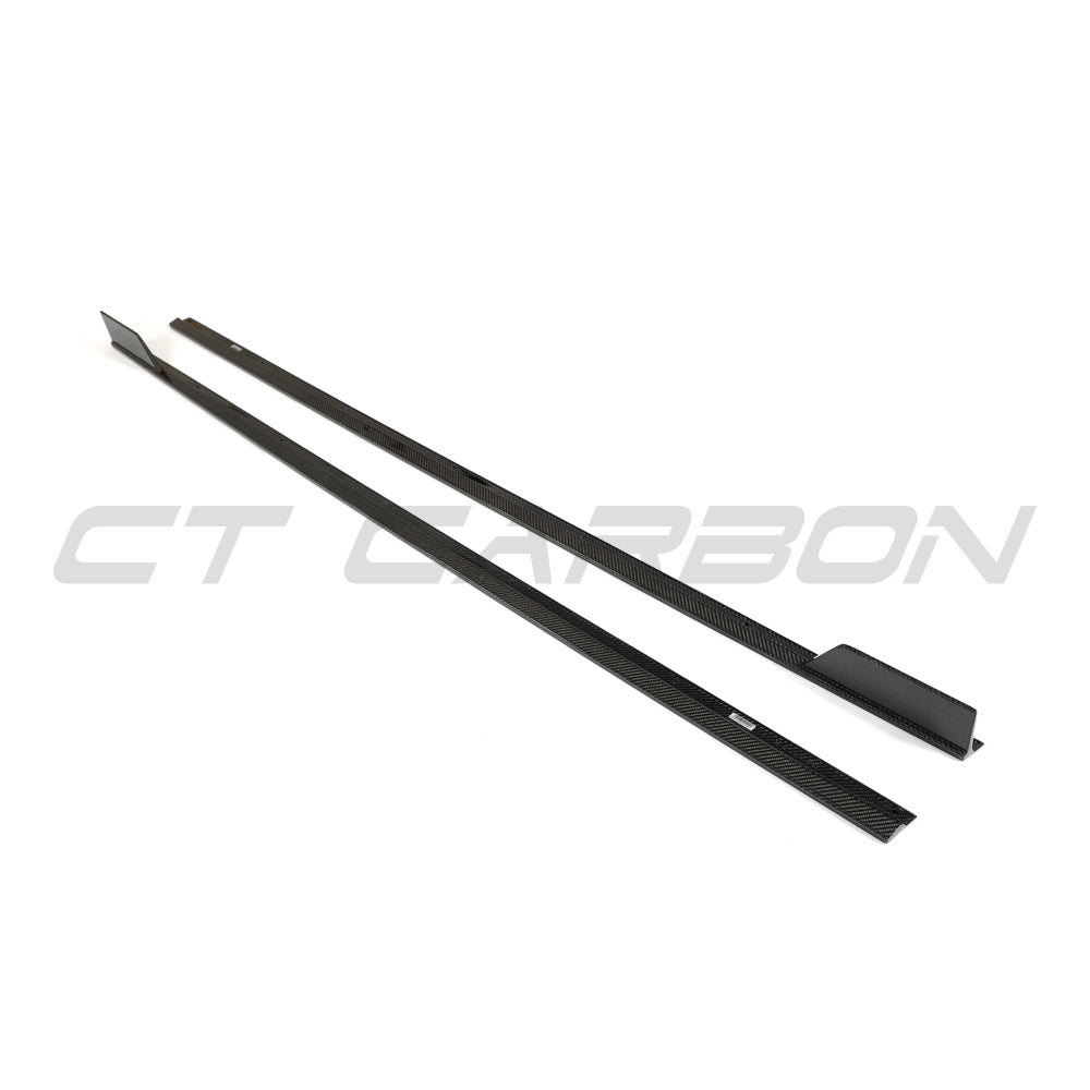 Hyundai i30N carbon fibre kit for facelift model by CT Design, featuring sleek carbon fibre accents and aerodynamic enhancements.
