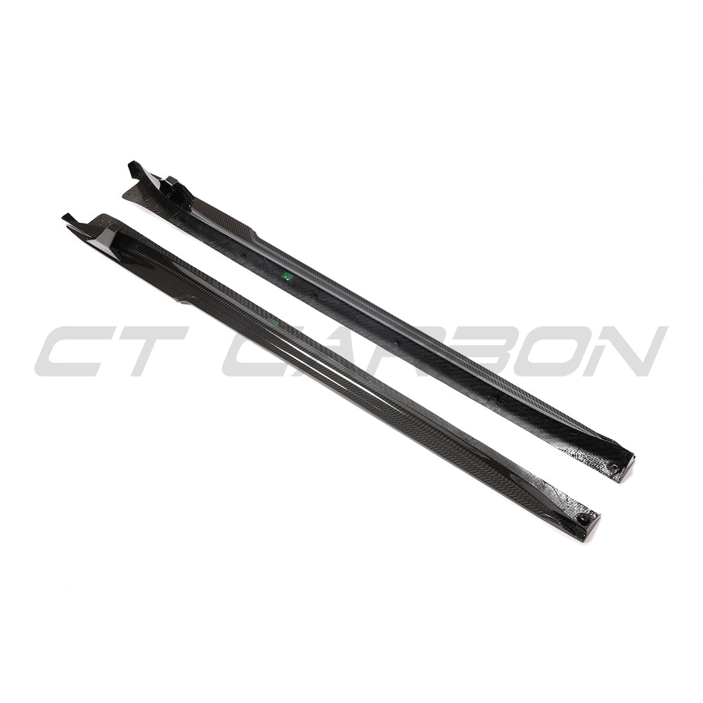 CT Carbon Porsche 911 991.2 GTS 2017-2019 carbon fiber side skirt extensions on a sports car.
