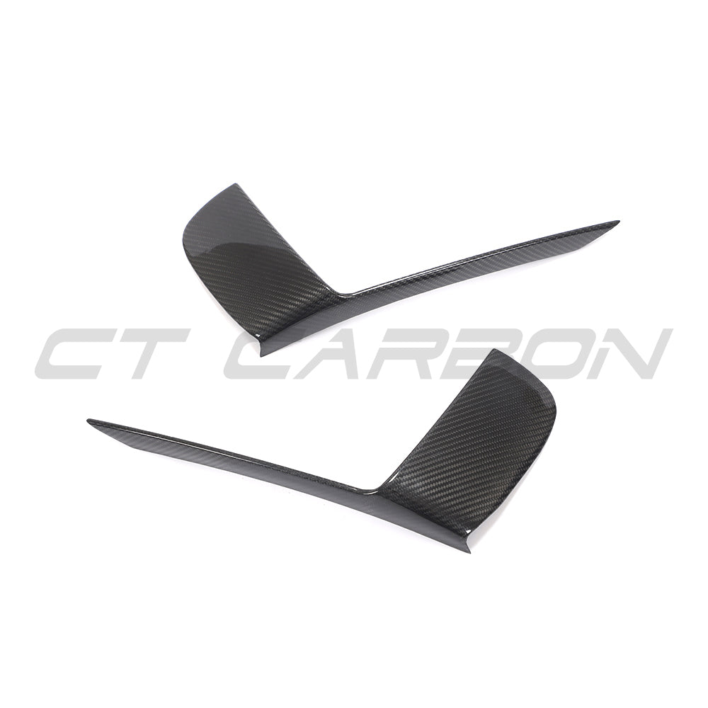 CT Carbon Porsche 911 991.2 GT3RS 2018-2020 carbon fiber front bumper trim covers on a car
