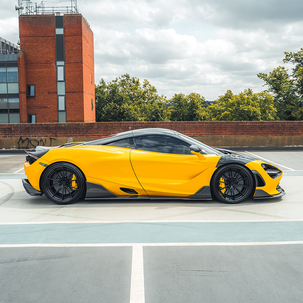 MCLAREN 720S carbon fibre front fenders by CT Design, showcasing sleek, lightweight automotive parts on a sports car.