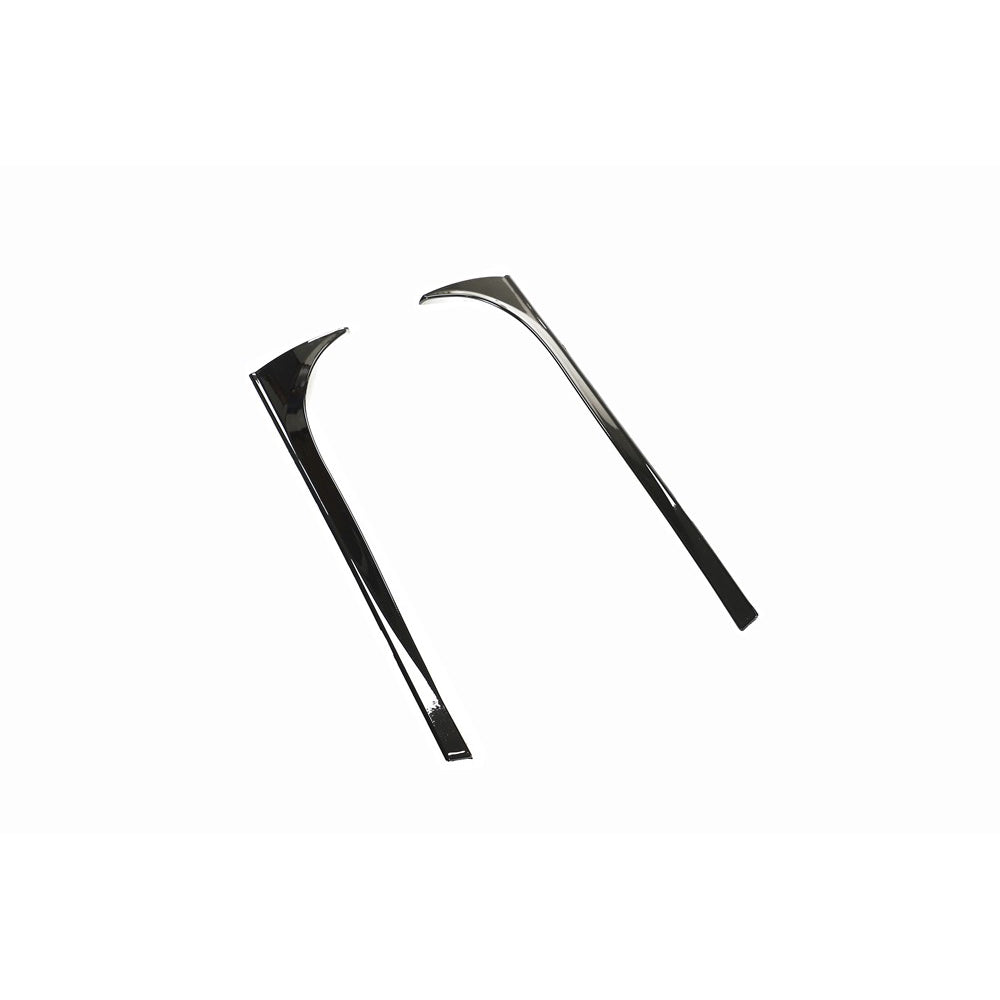 Volkswagen Golf MK7 CT Carbon gloss black rear window trim accessory installed on vehicle.