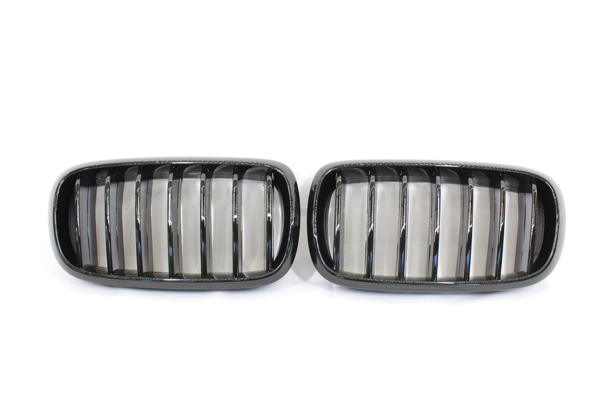 Black single slat grille for BMW F15 F16 X5 X6 by CT Carbon, showing the sleek black design and fitment details.