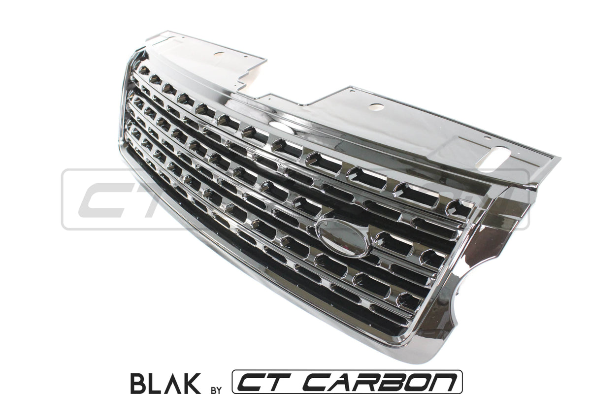 Black full black edition trim pack kit for Range Rover Vogue L405 2013-2017 by CT Carbon, visible on the vehicle's exterior.