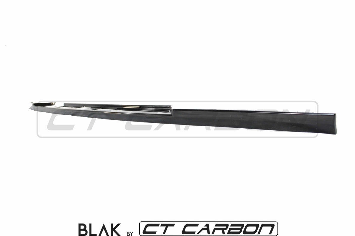 CT Carbon black splitter kit for Range Rover Vogue L405 Full Black Edition, 2013-2017, showcasing sleek, high-quality car styling accessories.