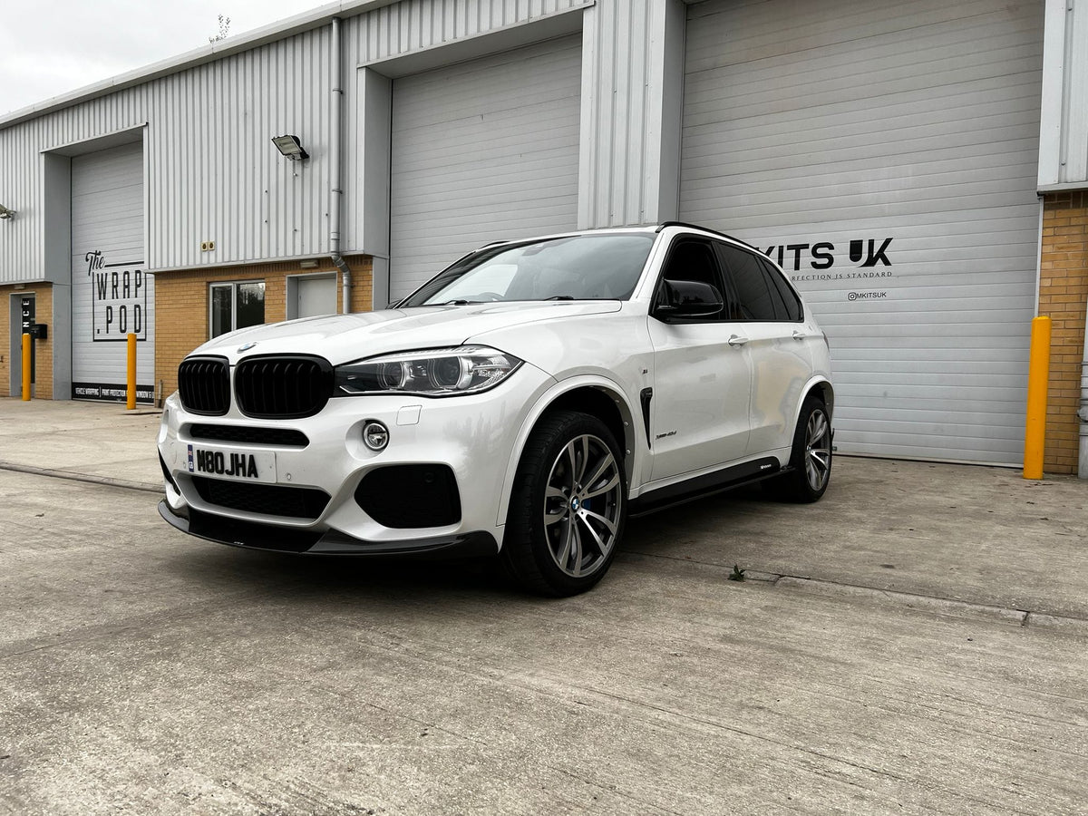 BMW F15 X5 CT Carbon full carbon fibre kit, V1, including exterior panels and accents, showcasing sleek carbon fiber details.