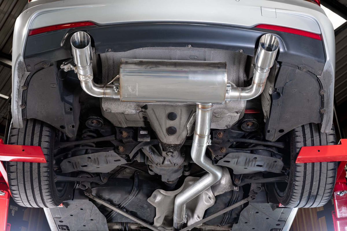 Scorpion BMW 340i F30/F31 18-19 & 440i F32/F33/F36 18-20 GPF cat-back exhaust system with non-resonated pipes, black finish