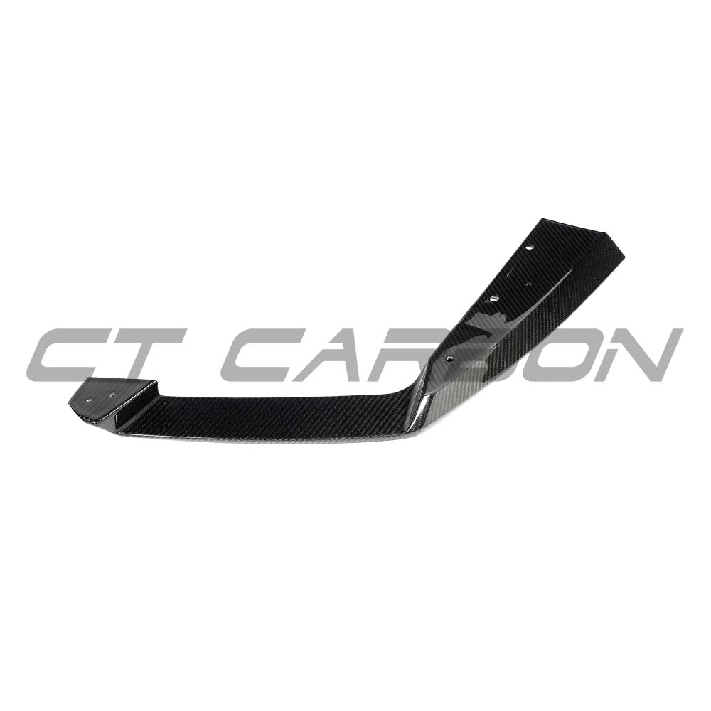 BMW F95 X5M 2019-2022 CT Design carbon fiber full kit, showcasing sleek carbon fiber parts on the SUV.